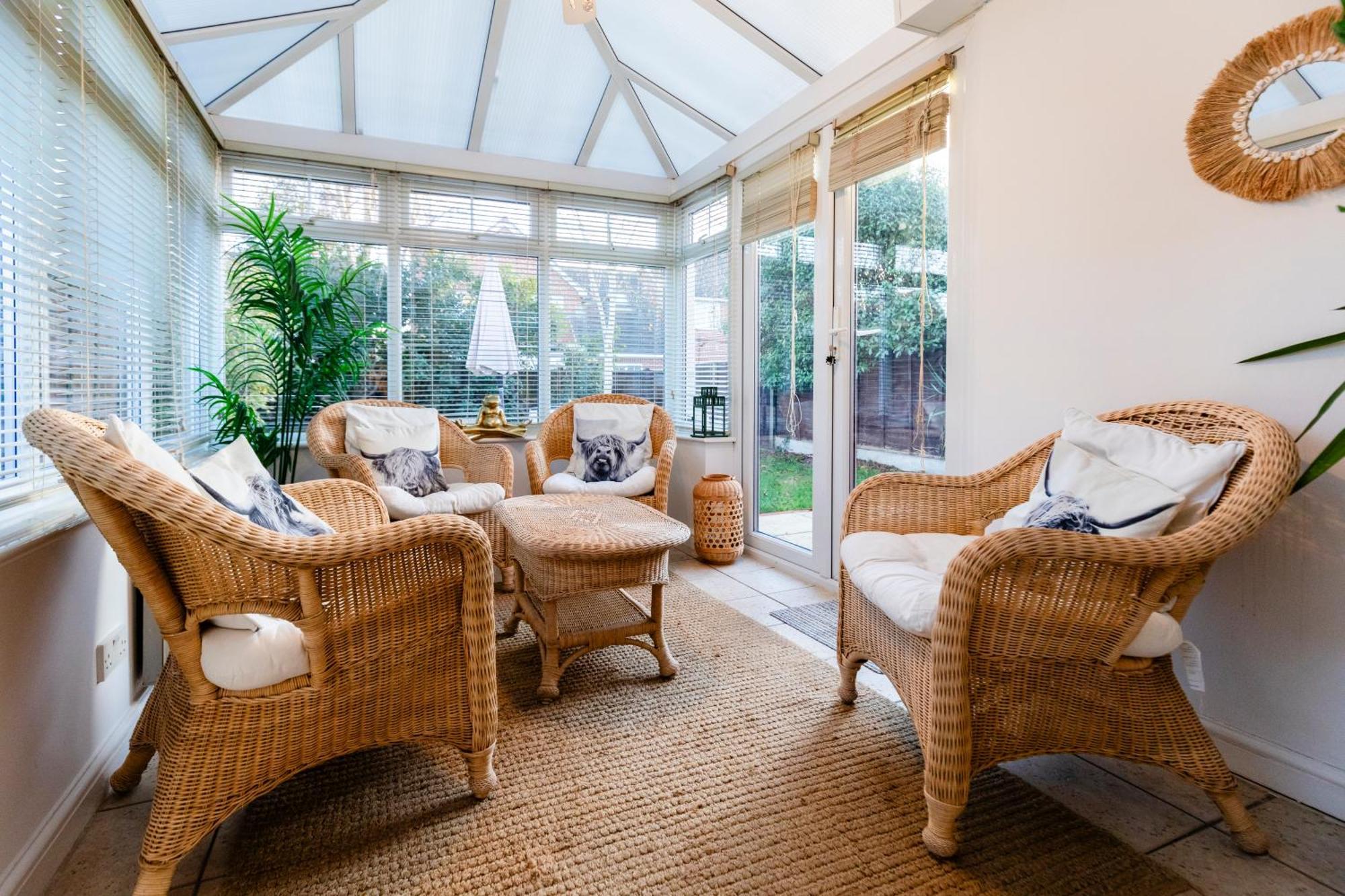 Chichester Retreat House With Free Parking Exterior foto